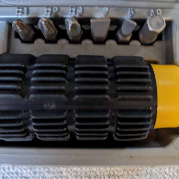 Screwdriver-Socket Set - Picture 3 of 5
